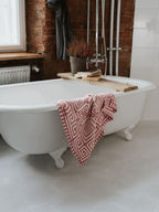 NIETUZINKOWY RĘCZNIK LNIANY 55×125 cm. Mniej miejsca, więcej komfortu! Stan opakowania oryginalne