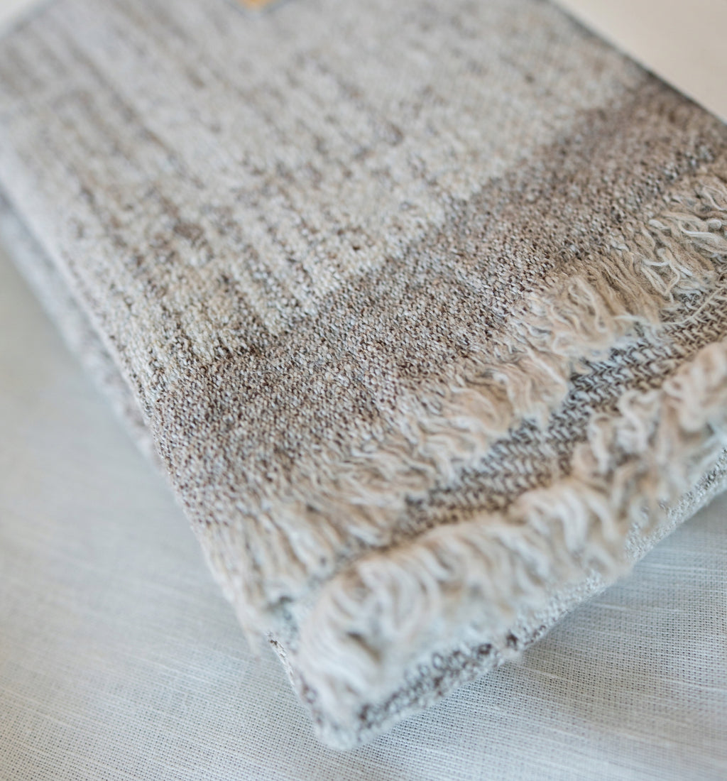 PLED/NARZUTA/KOC Filozofia 110 x170 cm, len 83% / bawełna 17% Długość 105 cm