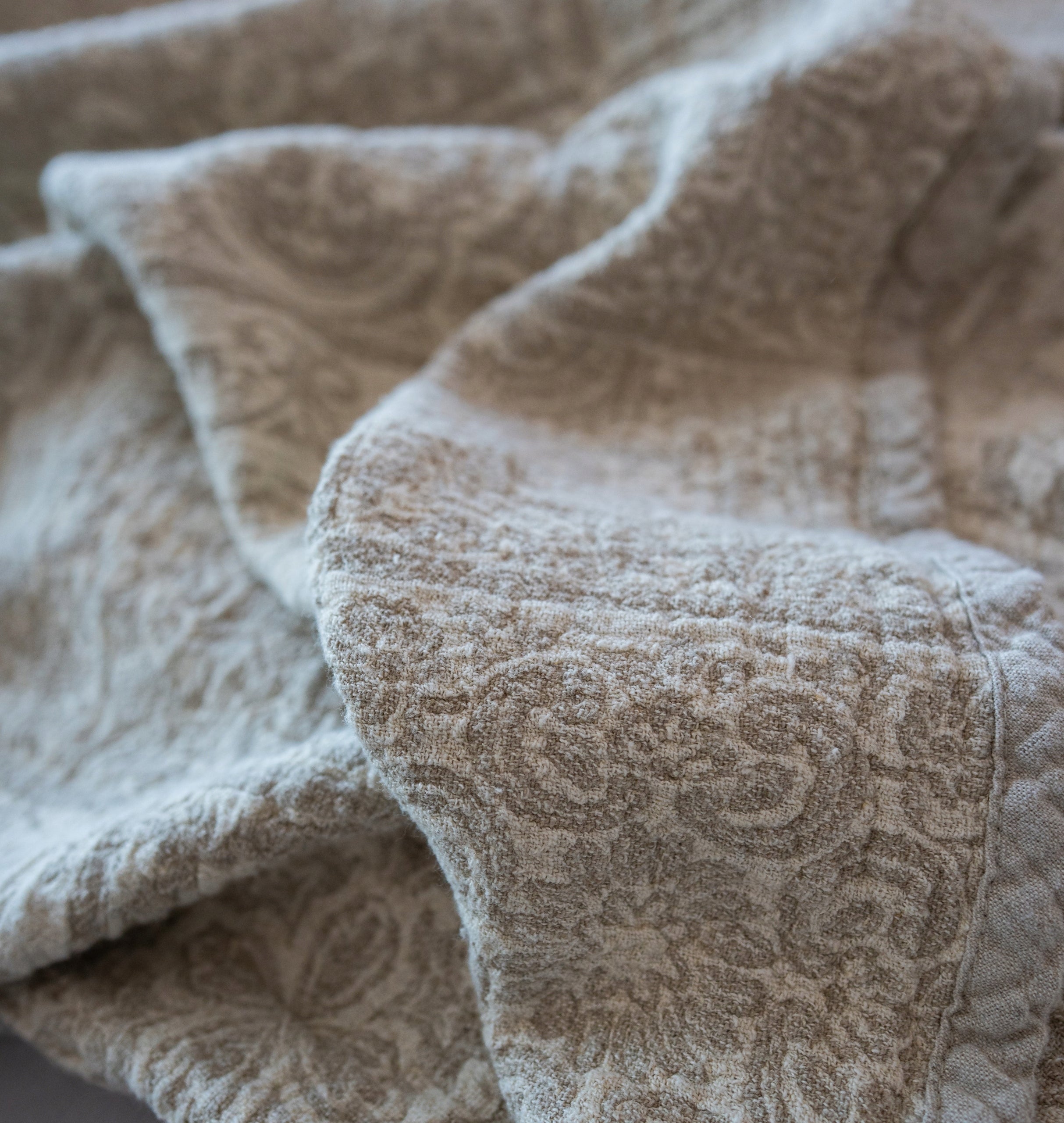 PLED/NARZUTA/KOC IZRAZCE naturalny LEN 81% 190 x220 cm dwustronny Certyfikat OEKO-TEX Standard 100
