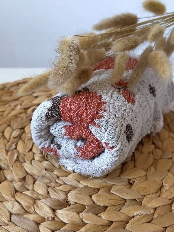 RĘCZNIK lniany 30×67 cm dziecięcy z uroczym jeżykiem Marka bez marki
