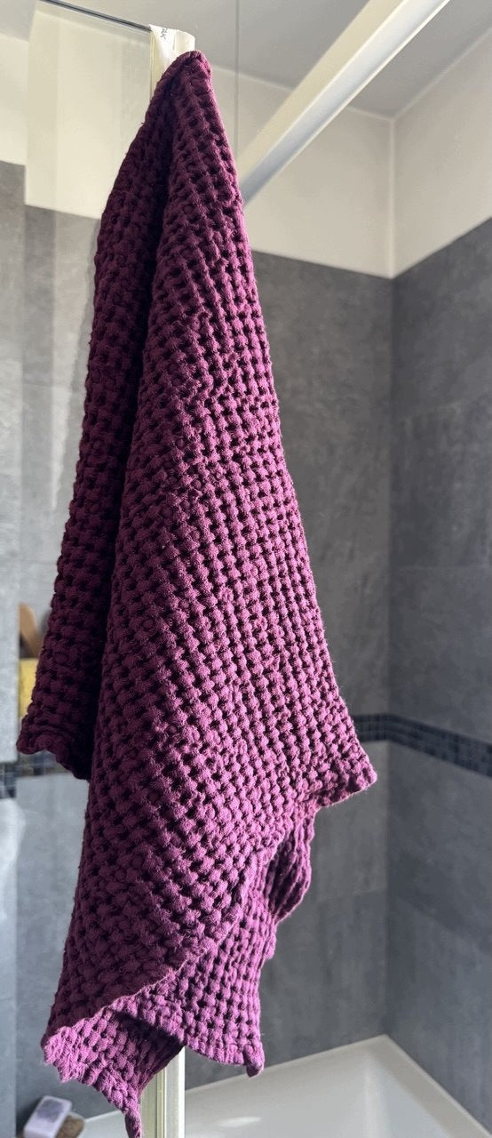 RĘCZNIK lniany 38×65 cm o strukturze plastra miodu fioletowy Kod producenta 23C68