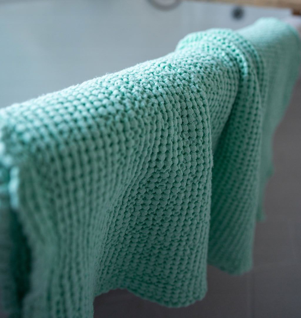 RĘCZNIK lniany 75×130 cm o strukturze plastra miodu Kod producenta 23C68